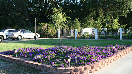 Elderly home - Atascadero Assisted Living - Golden Years Resort